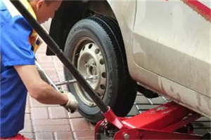 西双版纳附近拖车24小时服务热线电话