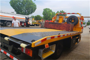 西双版纳附近拖车电话号码服务